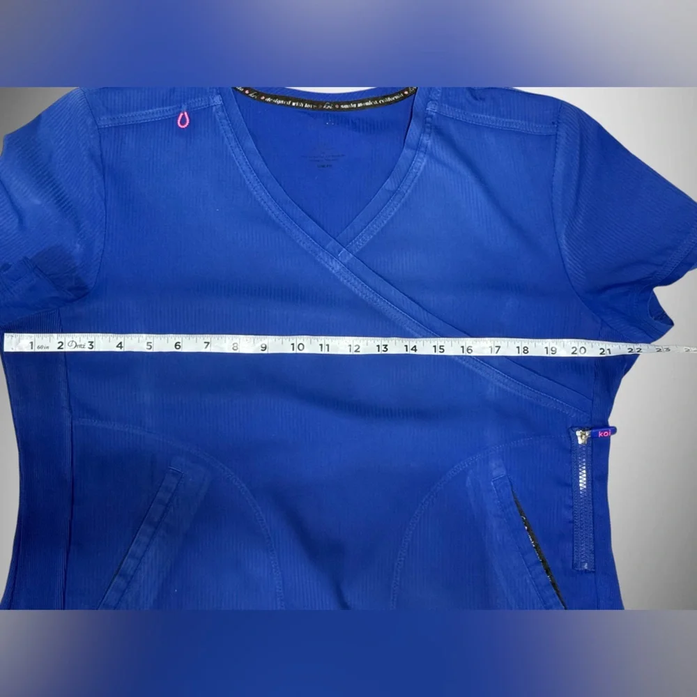 Koi Lite Women's Philosophy 3-Pocket Mock-Wrap Scrub Top in Blue Size Large - Picture 6 of 10